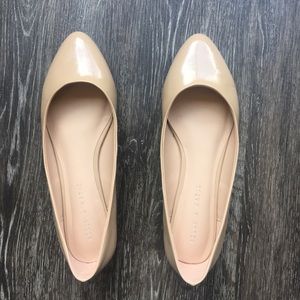 Nude flats